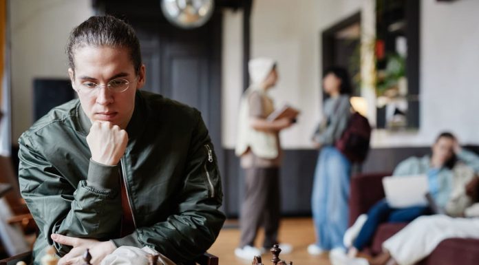 How to Stay Calm in Chess Tournaments - playing chess