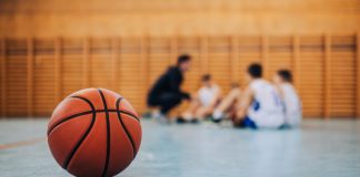 pick-and-roll basketball