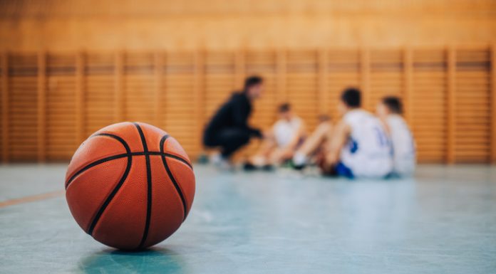 pick-and-roll basketball