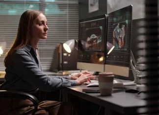 Pictures of Editor: The Power of Image to Image AI for Photo Transformation Editor using AI for Photo Transformation. Image-to-Image AI