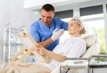 Juvederm Voluma - discussing with male docto