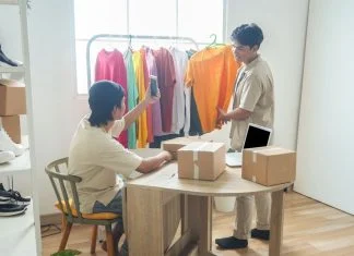 Why Custom Apparel Is a Top Dropshipping Product Custom Apparel Drives- Young Entrepreneurs