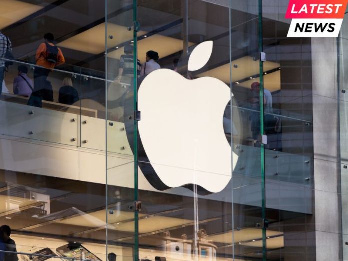 Apple Names New CEO as Tim Cook Steps Up