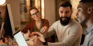 Search Engine for Email Newsletters - Young freelance workers