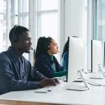 IT provider having inquiry advice and online information for telecom guidance