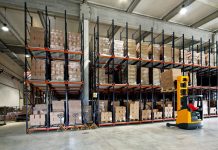 Warehouse Racking Systems - Warehouse forklifter