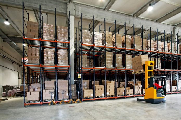 Warehouse Racking Systems - Warehouse forklifter