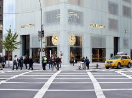 Louis Vuitton / business group