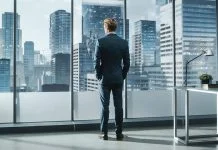 CEO Tenure, Succession, and the Value of the Firm