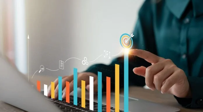 What Makes a Successful Business? 12 Leaders Chime In Successful Business Tips - company's business