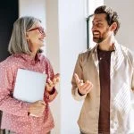Manager giving feedback to employee for career development