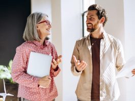 Manager giving feedback to employee for career development