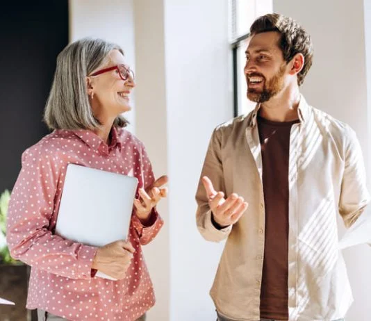 Manager giving feedback to employee for career development