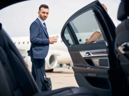 Reliable Executive Airport Pickups During Peak Business Travel Hours at Logan Logan Airport pickup service