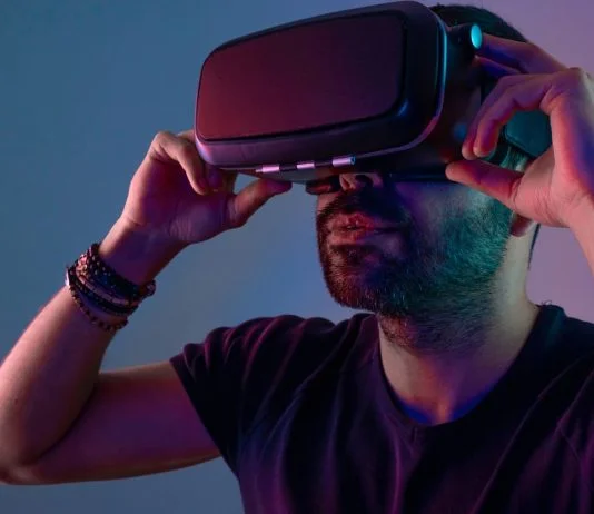 What to Look for Before Buying a VR Headset Choosing the Right VR Headset in 2026 - VR glasses