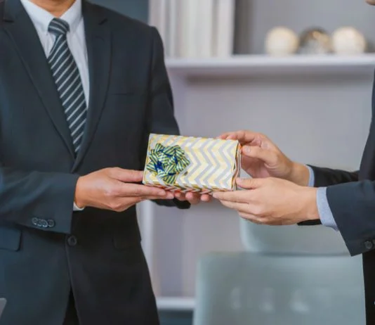 B2B Gifting as a Competitive Advantage B2B gifting