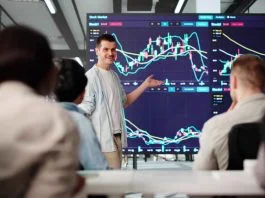 What are the Best Stock Market Courses in 2026 professor teaching Stock Market Courses