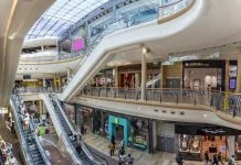 Fashion Beauty and Self-Care - Busy scene with shoppers