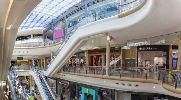 Fashion, Beauty and Self-Care: Malls as Everyday Wellness Destinations Fashion Beauty and Self-Care - Busy scene with shoppers
