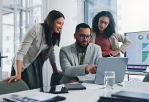 The Quiet Advantage of Companies Whose Experts Are Visible Quiet Advantage of Companies - Teamwork, meeting