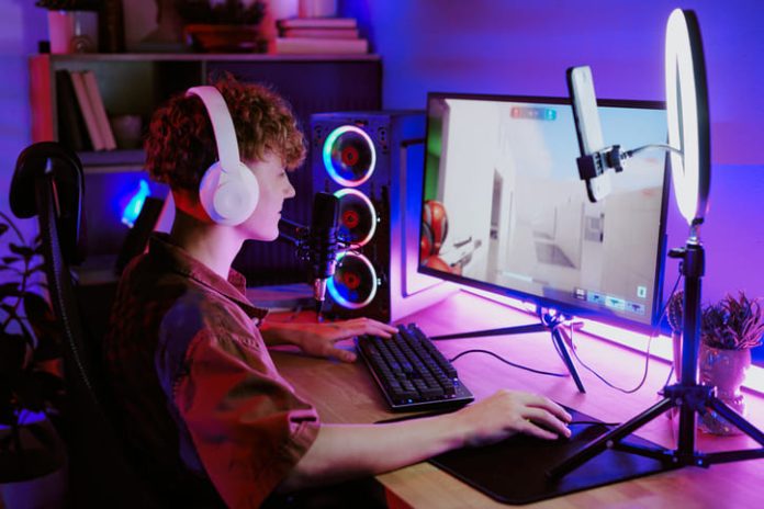 iStock-2222954676 (1) Live Gaming