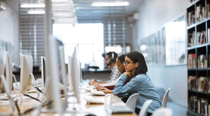OPIT – Open Institute of Technology and the New Economics of Digital Higher Education Open Institute of Technology - OPIT