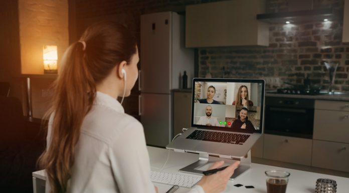 How Cross-Device Messaging Tools Are Changing Communication for Distributed Teams Cross-Device Messaging for Distributed Teams