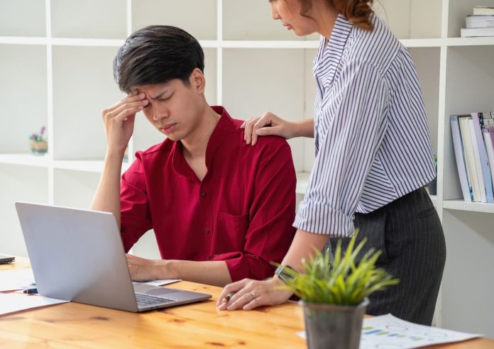 iStock-1702216759 (1) UK Workplace Addiction - Consult a specialist psychiatrist