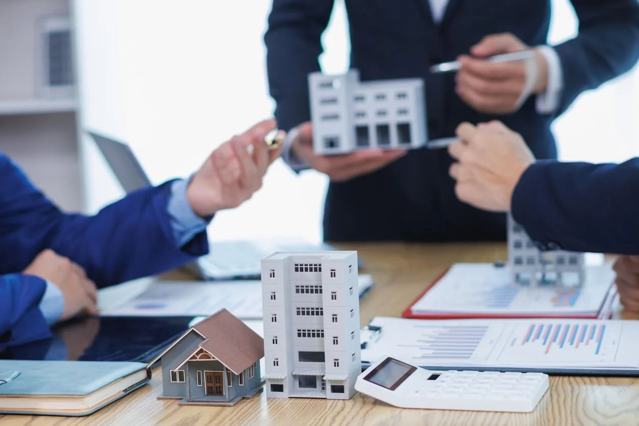 Boris Azarenko: How a Background in Finance Shaped His Real Estate Career