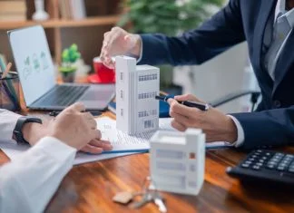A Practical Guide to Launching a Real Estate Career from Scratch How to Start a Real Estate Career From Scratch