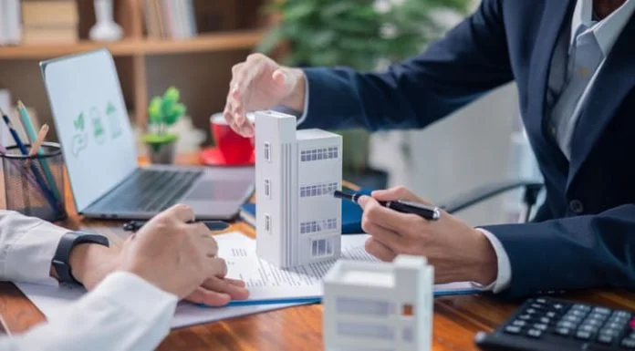 How to Start a Real Estate Career From Scratch