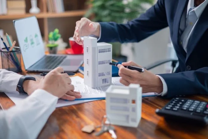 iStock-2179765012 (1) How to Start a Real Estate Career From Scratch