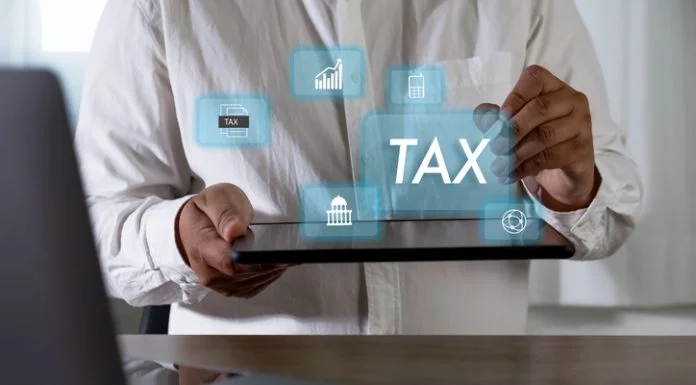 SAF-T vs. Traditional Tax Reporting: What are the Key Differences? Tax filing completed concept TAX dashboard , symbolizing online tax return approval, e-filing services, compliance checks, and financial reporting.