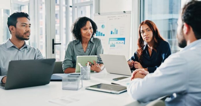iStock-2274999098 (1) Employees doing planning and Fund Strategies
