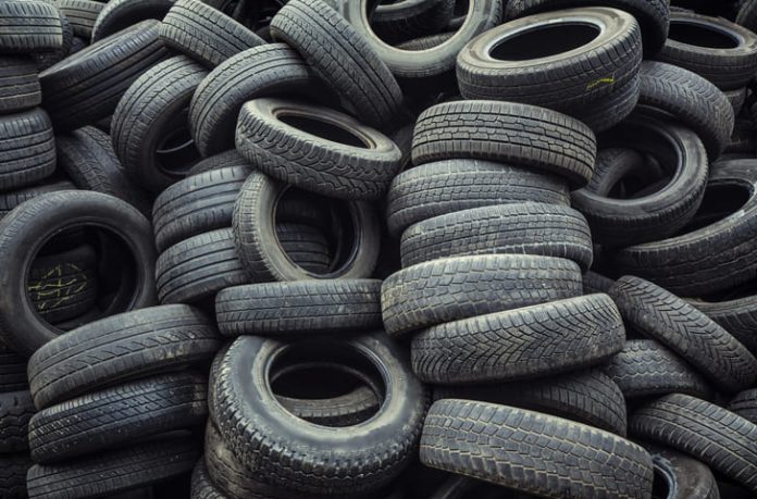 iStock-519503850 (1) worn tyres
