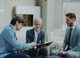 How to Pilot AI Sales Agents Safely Pilot AI Sales Agents Safely