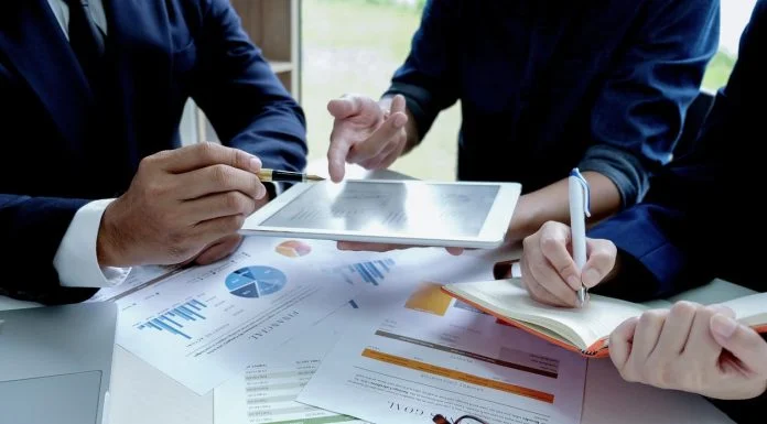 The Overlooked Decisions That Make Business Growth Last Sustainable Business Growth - Executives are ordering staff