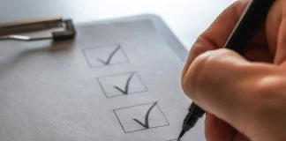 A US Citizen Living in Europe: The First-Year Financial Checklist A US Citizen Living in Europe - ticked off checklist
