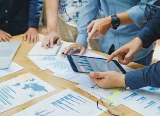 How to Build Decision-Ready Business Analysis in Jupyter Without Losing Traceability decision-ready analysis