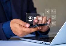 Real-Time Customer Data - online banking, fintech