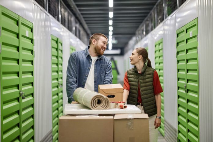 iStock-2286155945 (1) self storage Miami
