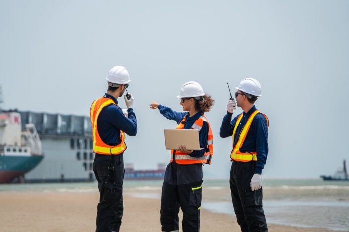 Choosing the Right Offshore - maritime logistics team