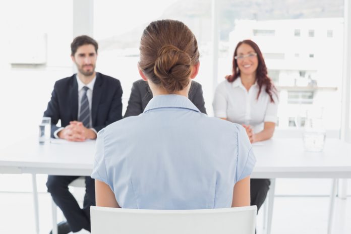 REID Technique: Businesswoman in a work interview