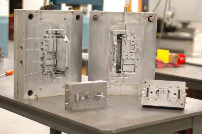 iStock-172134045 (1) Injection Molding and Stamping - Metal Molding Units