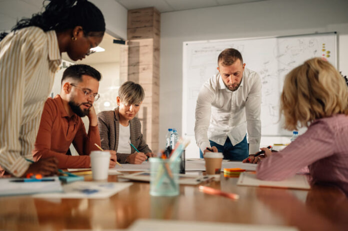 iStock-2198602333 (1) Corporate leadership development