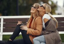 Simple Ways to Build Friendships